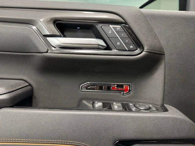 Used 2025 GMC Sierra 1500 AT4 w/ AT4 Premium Package AWD/4WD image 14
