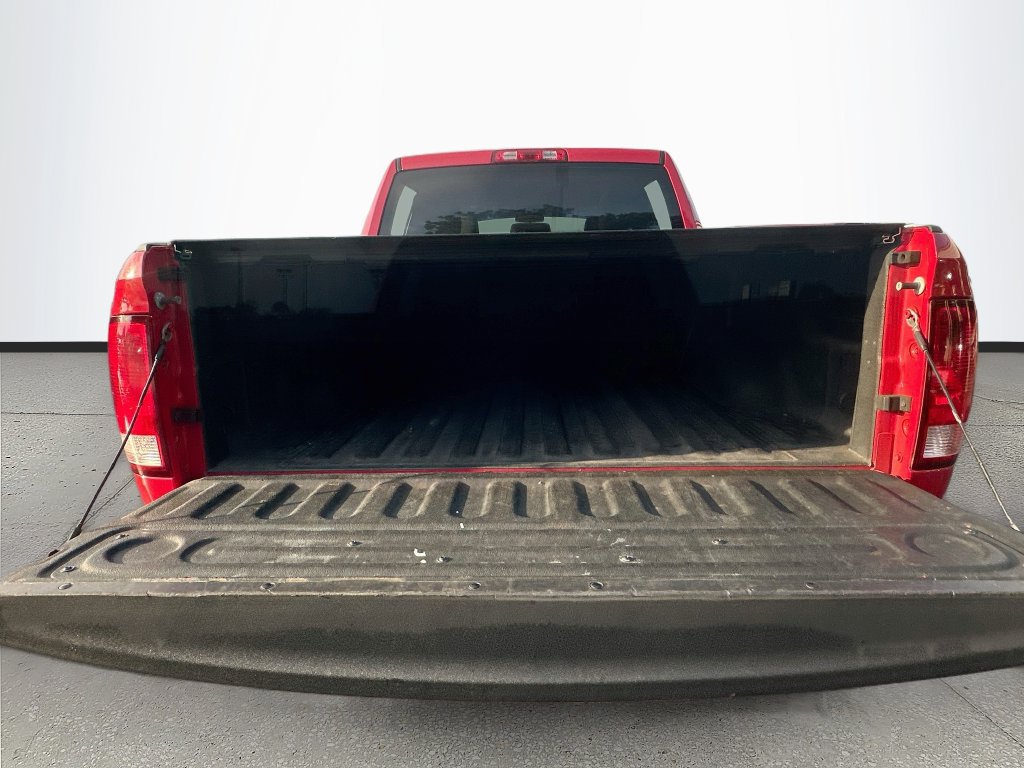Used 2017 RAM 1500 Express RWD image 21