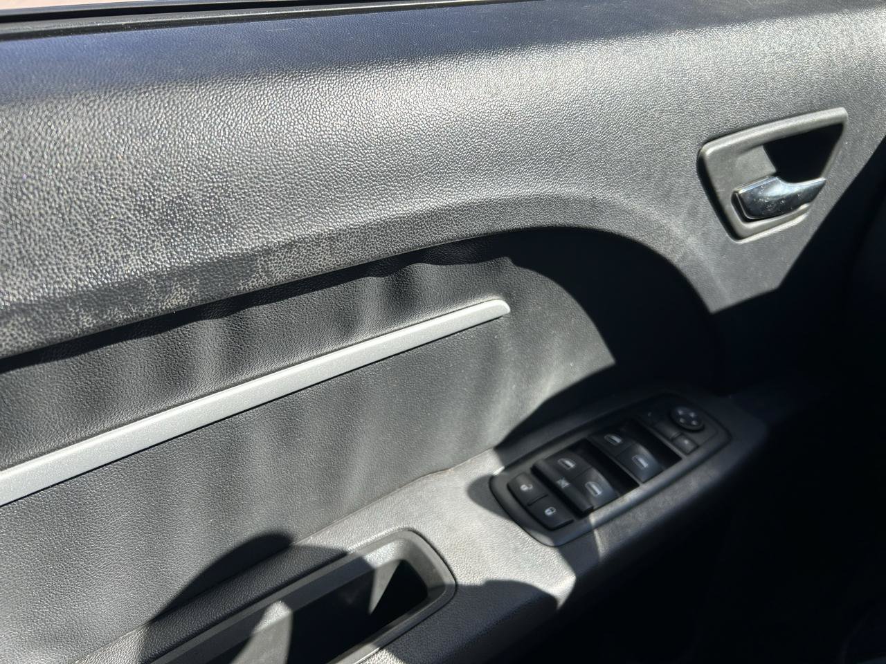 Used 2010 Dodge Journey SXT FWD image 24