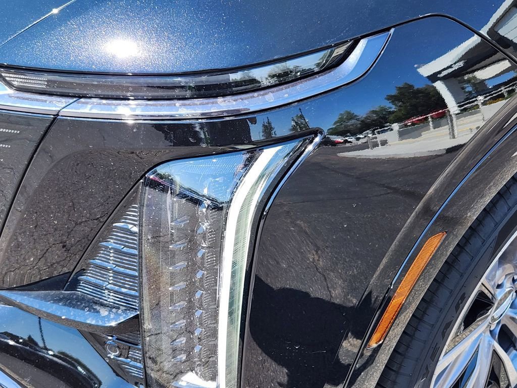 New 2026 Cadillac Vistiq Sport AWD/4WD image 9
