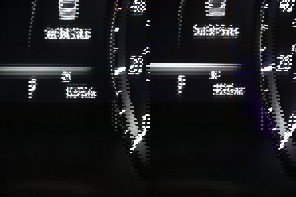 Used 2021 Toyota Highlander Limited image 41