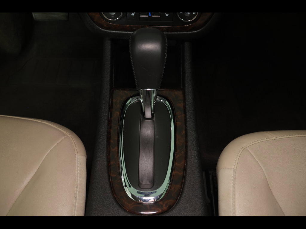 Used 2014 Chevrolet Impala LTZ FWD image 21
