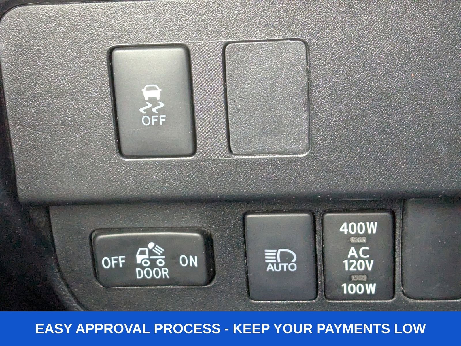 Used 2020 Toyota Tacoma TRD Off-Road w/ Technology Package image 29