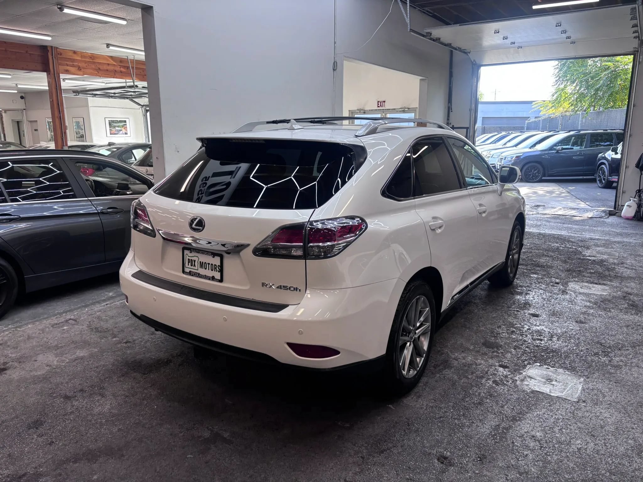 Used 2013 Lexus RX 450h AWD w/ Navigation Pkg image 5