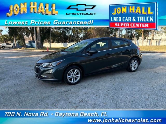 Used 2018 Chevrolet Cruze LT image 2