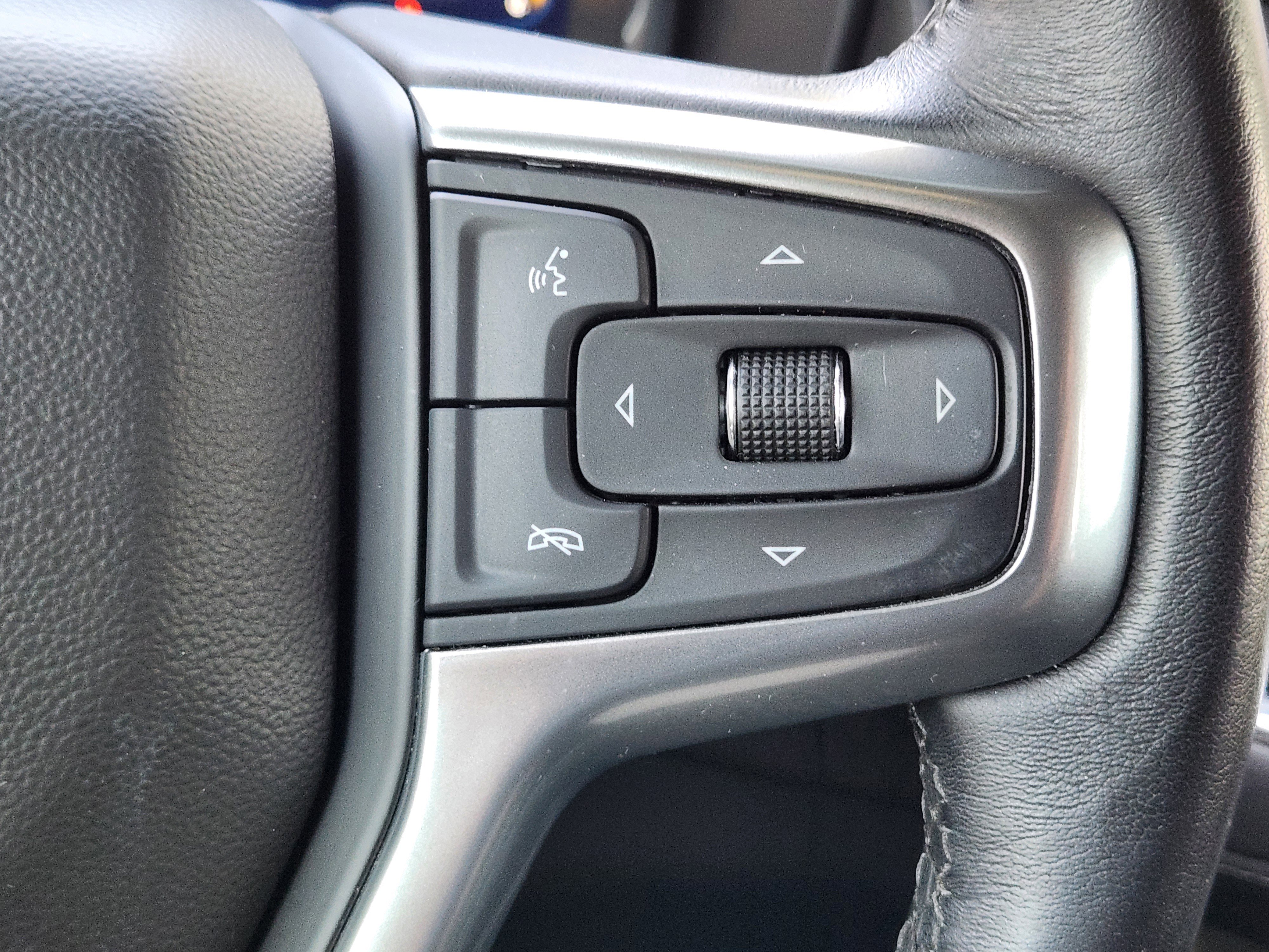 Certified 2022 Chevrolet Tahoe Z71 w/ Luxury Package image 31