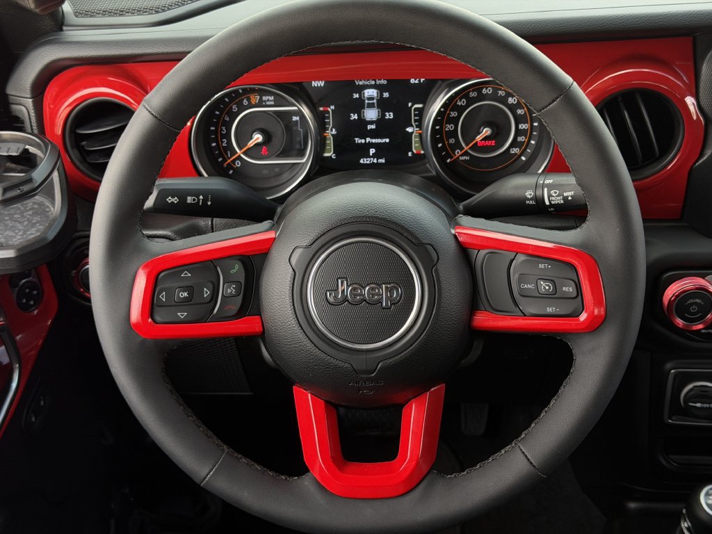 Used 2023 Jeep Gladiator Sport AWD/4WD image 15