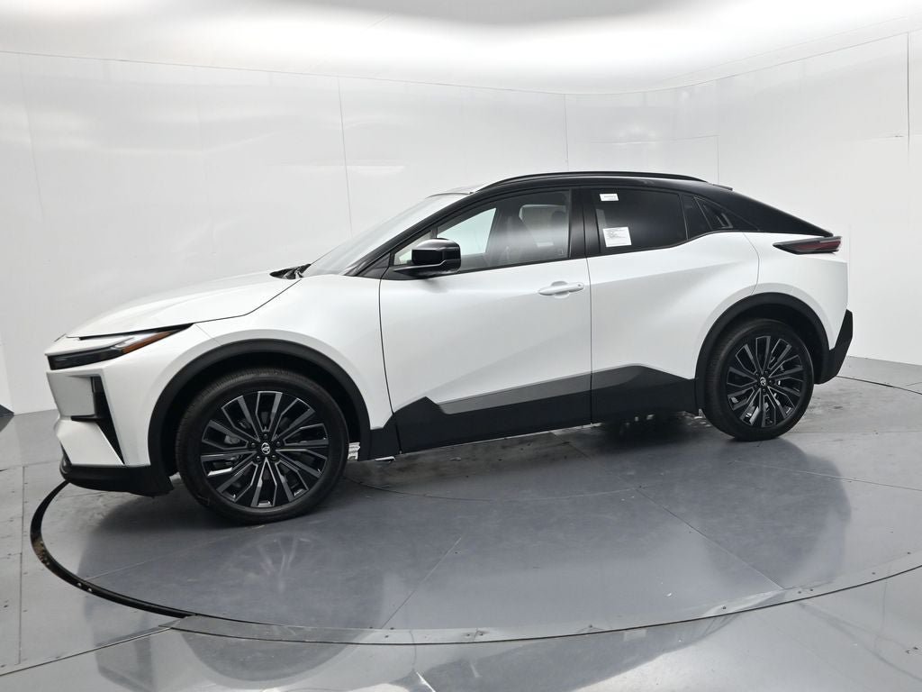 New 2026 Toyota C-HR AWD/4WD image 4