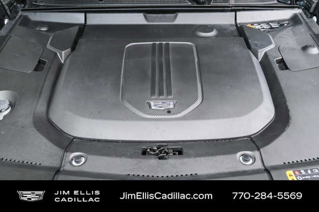Certified 2024 Cadillac Lyriq Luxury image 33
