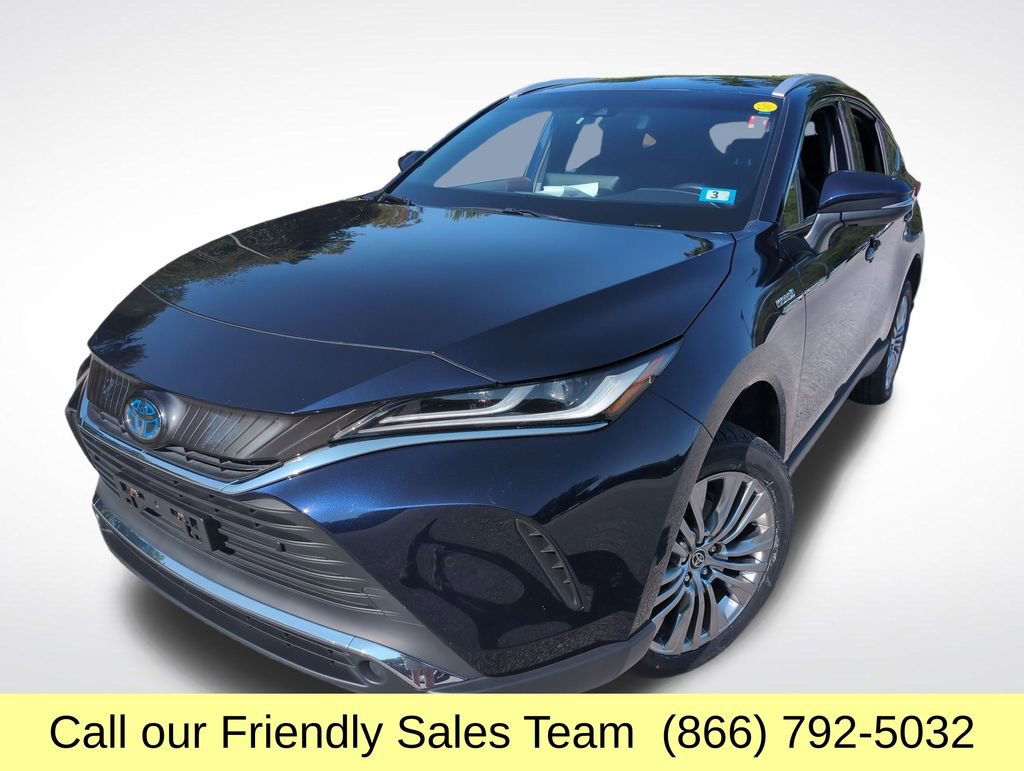 Certified 2021 Toyota Venza XLE w/ Carpet Mat Package (TMS)