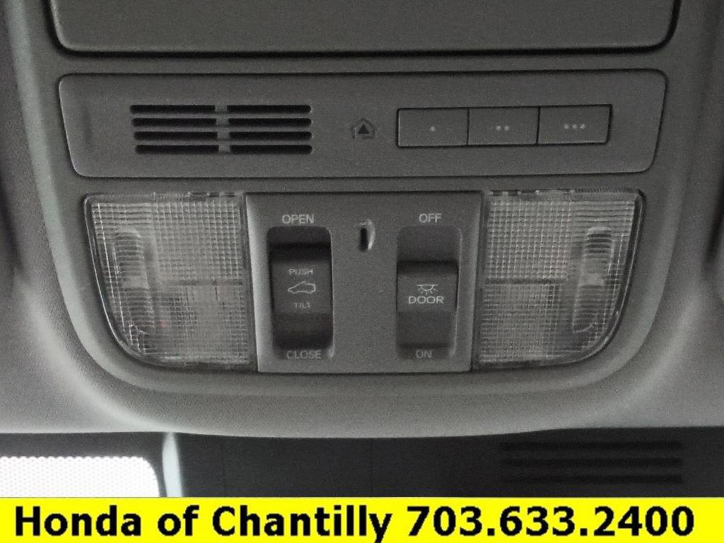 Used 2019 Honda CR-V EX-L image 17
