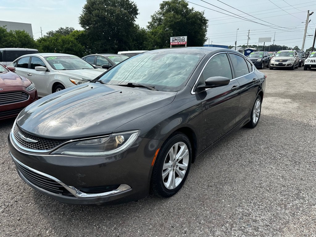 Used 2016 Chrysler 200 Limited w/ Anniversary Edition FWD image 1