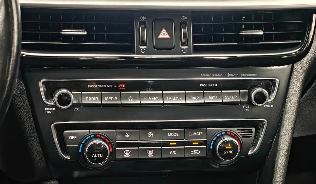 Used 2020 Kia Optima Premium image 8