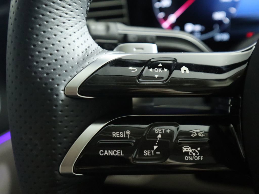 New 2026 Mercedes-Benz GLS 580 4MATIC image 11