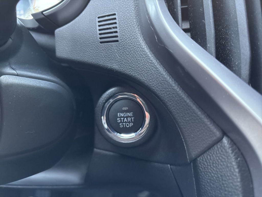 Certified 2022 Subaru Ascent Limited w/ Technology Package image 17