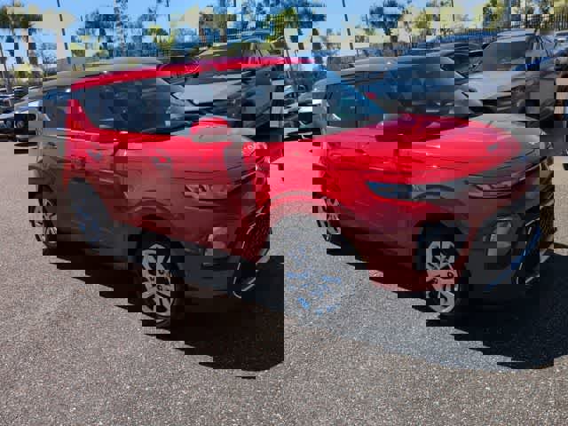 Used 2022 Kia Soul LX image 2