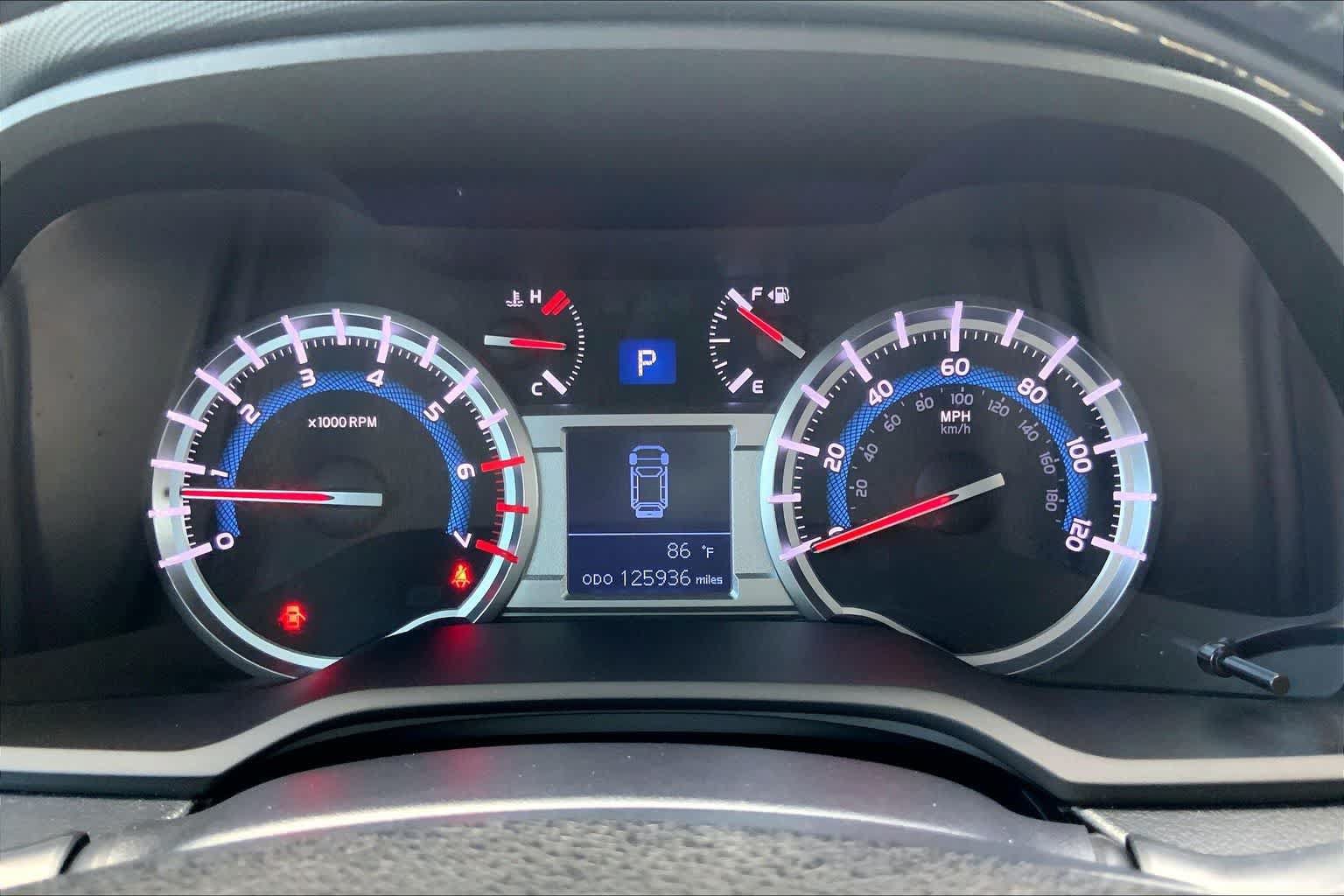 Used 2016 Toyota 4Runner SR5 RWD image 17