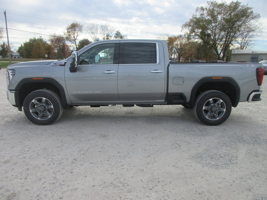 New 2026 GMC Sierra 3500 SLT image 8