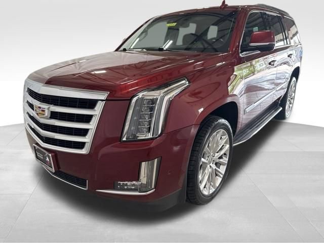 Used 2018 Cadillac Escalade Luxury RWD image 2