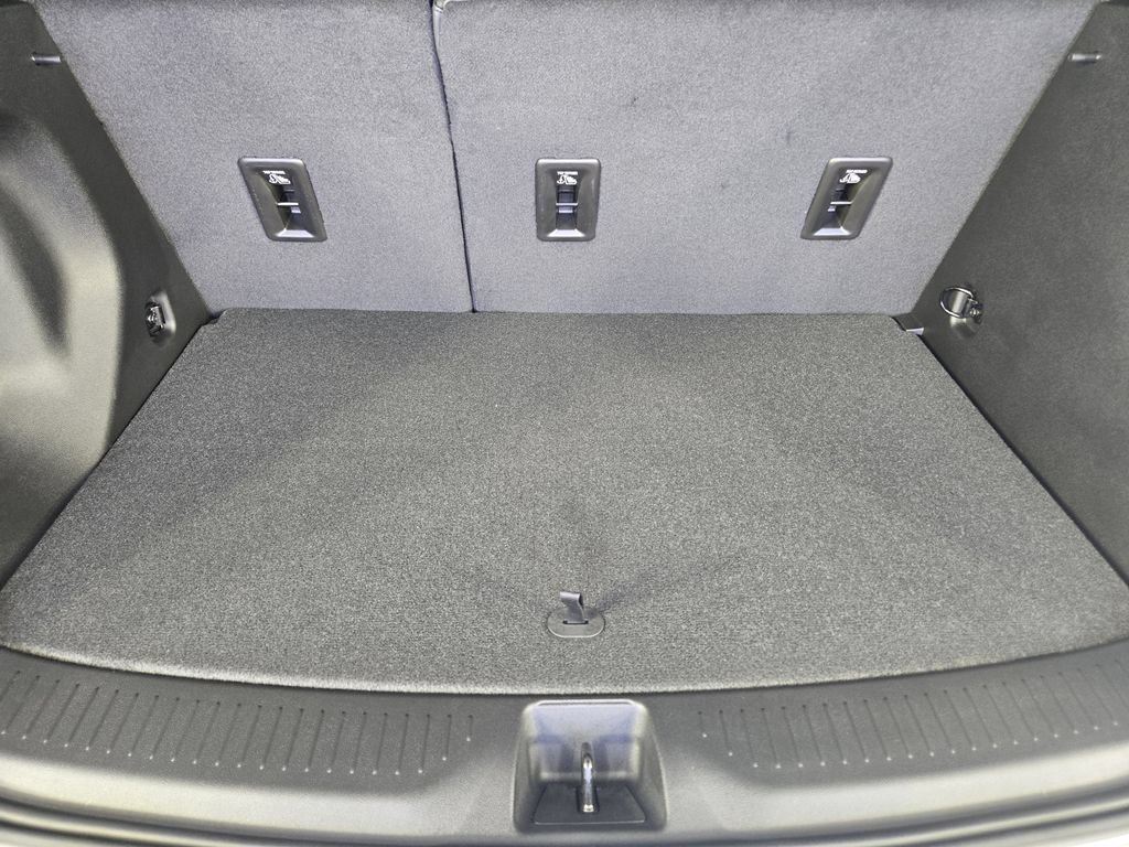 New 2027 Chevrolet Bolt RS w/ Technology Package FWD image 37