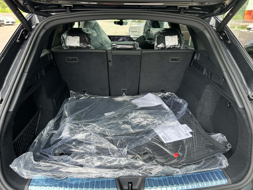 New 2026 Audi SQ5 Premium Plus AWD/4WD image 22