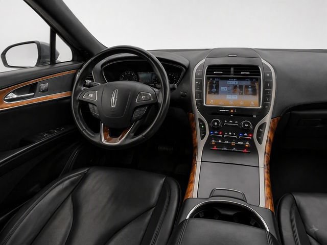 Used 2016 Lincoln MKX Select FWD image 20