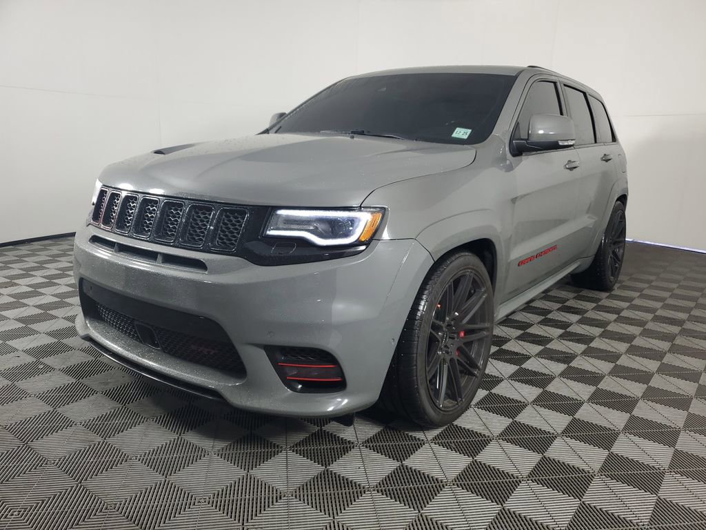 Used 2021 Jeep Grand Cherokee SRT image 8