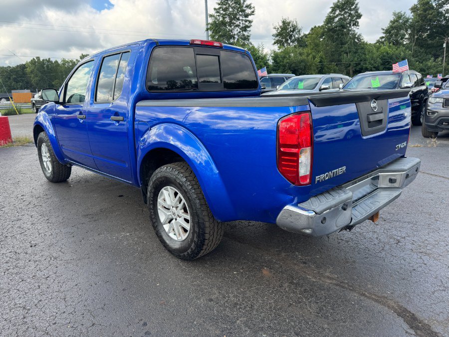 Used 2014 Nissan Frontier 4x4 Crew Cab image 3