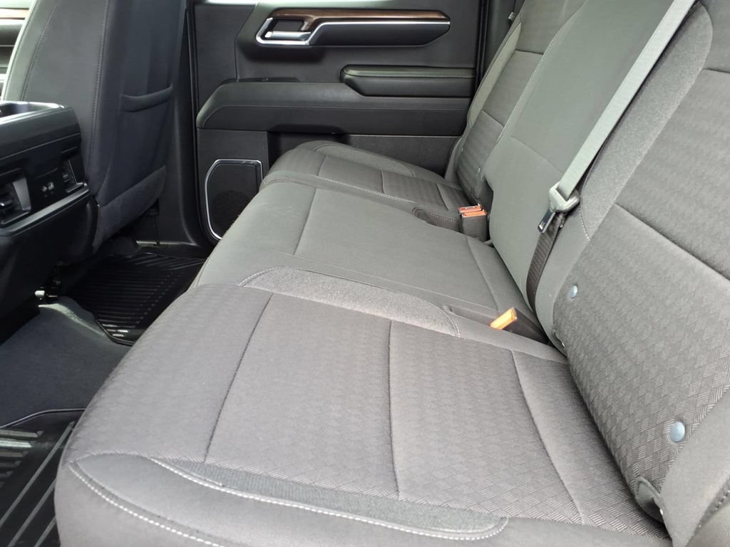 Used 2023 Chevrolet Silverado 1500 LT w/ LPO, Dark Essentials Package AWD/4WD image 16
