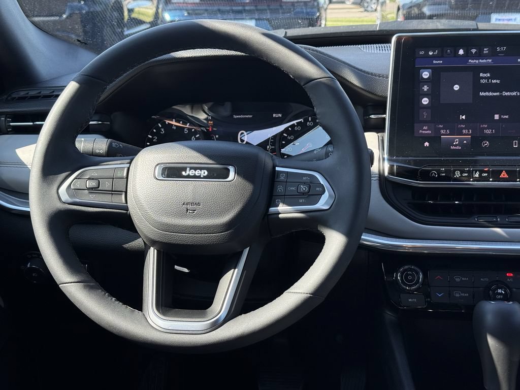 Used 2024 Jeep Compass Limited AWD/4WD image 23