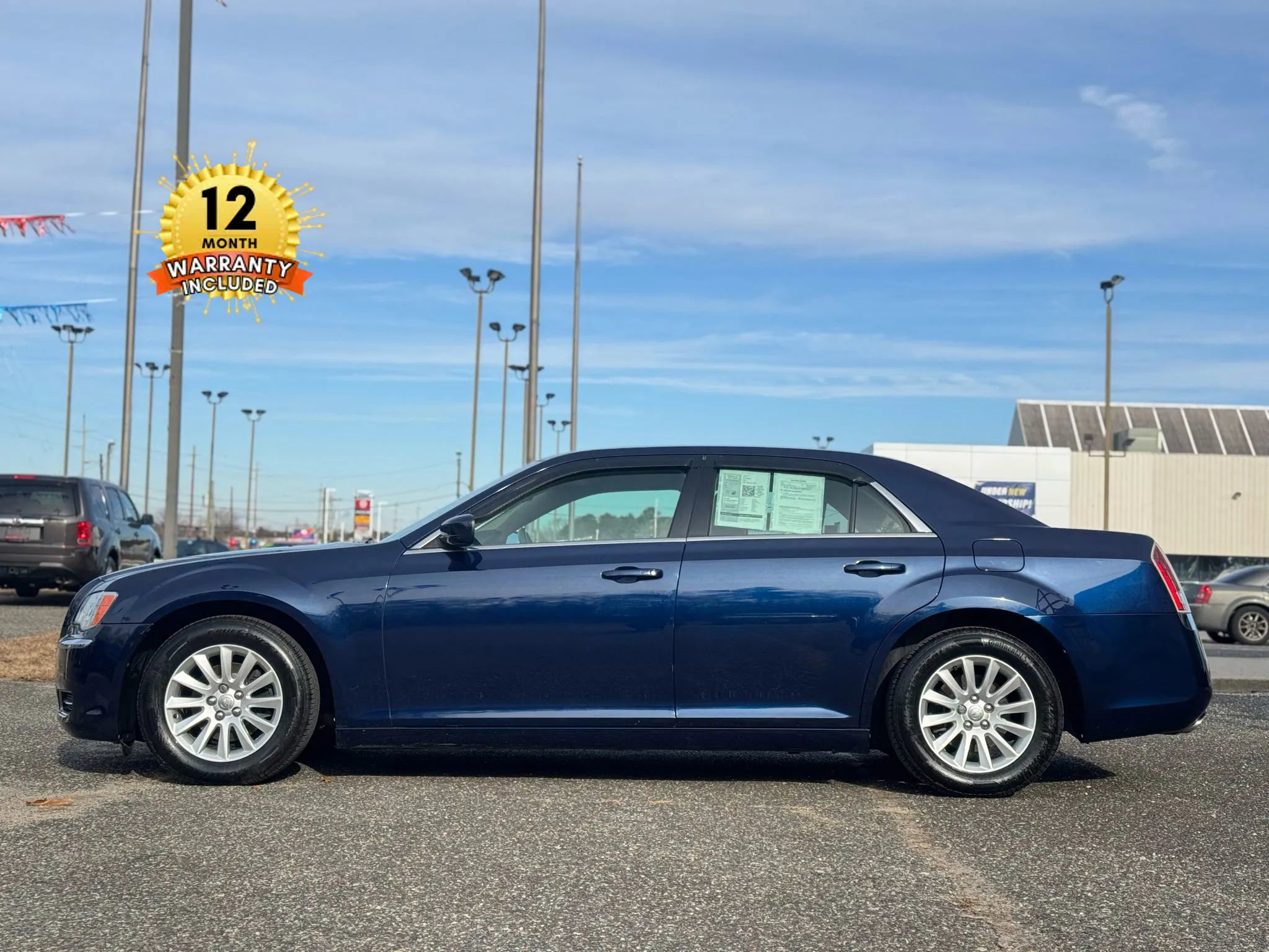 Used 2014 Chrysler 300 image 4