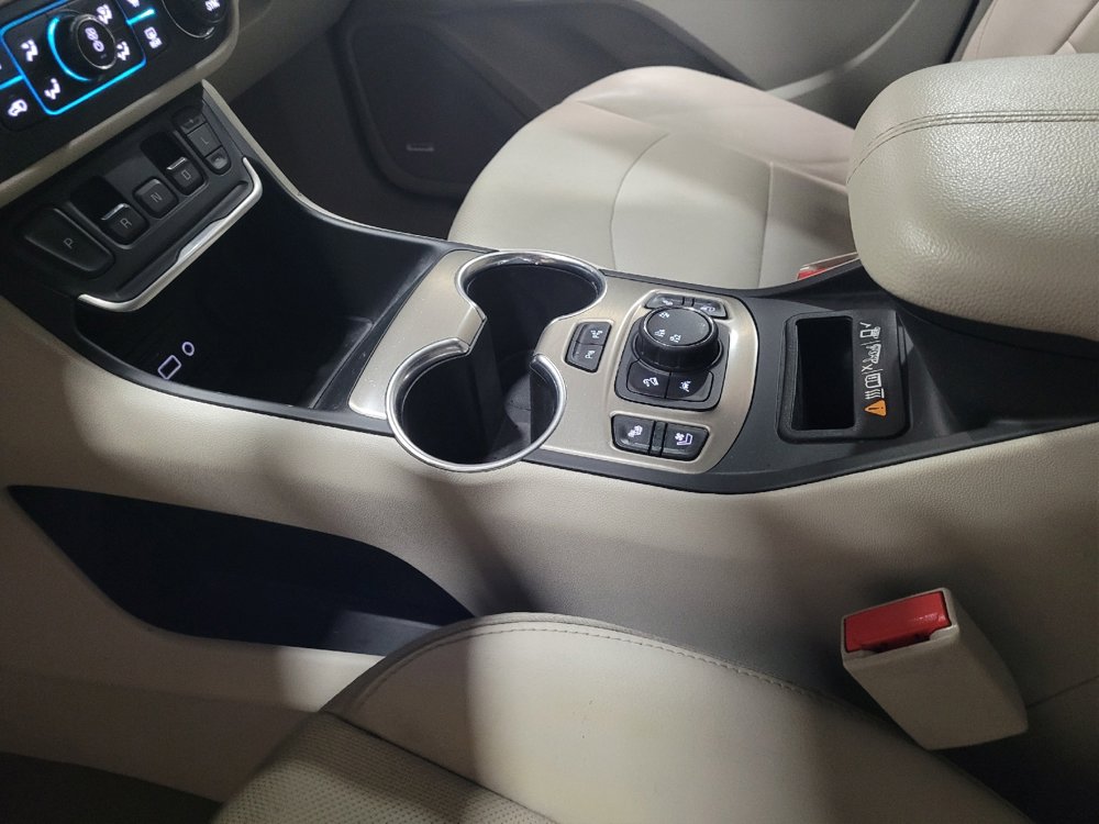 Used 2019 GMC Terrain Denali w/ Advanced Safety Package image 26