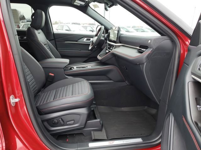 New 2026 Ford Explorer ST-Line w/ ST-Line Street Pack image 21