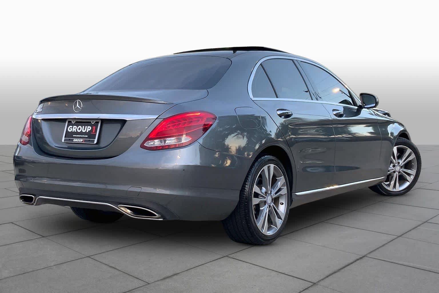 Used 2017 Mercedes-Benz C 300 Sedan image 13