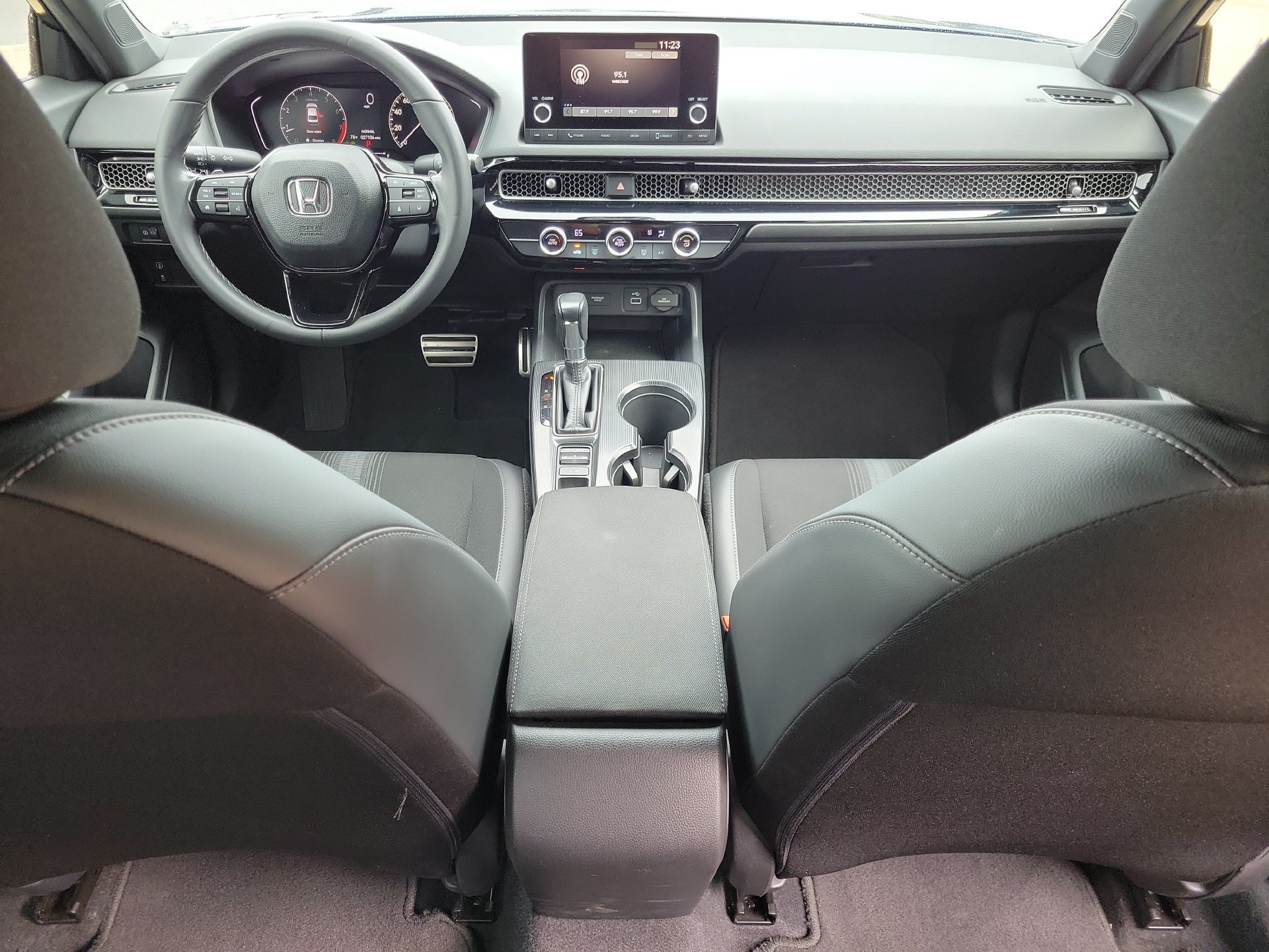 Used 2024 Honda Civic Sport image 4