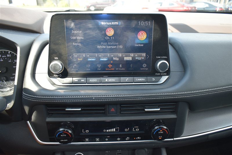 Used 2023 Nissan Rogue SV AWD/4WD image 15