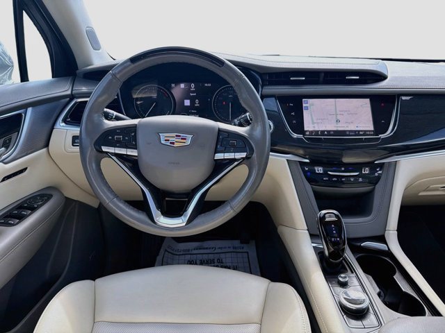 Certified 2025 Cadillac XT6 Premium Luxury w/ Technology Package AWD/4WD image 23