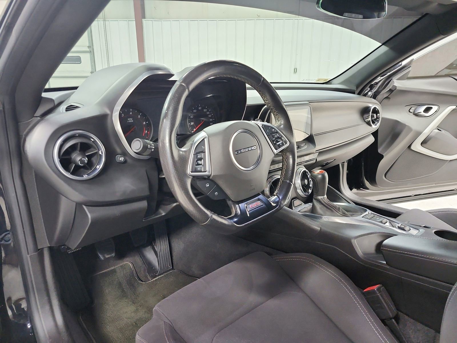 Used 2018 Chevrolet Camaro SS image 18