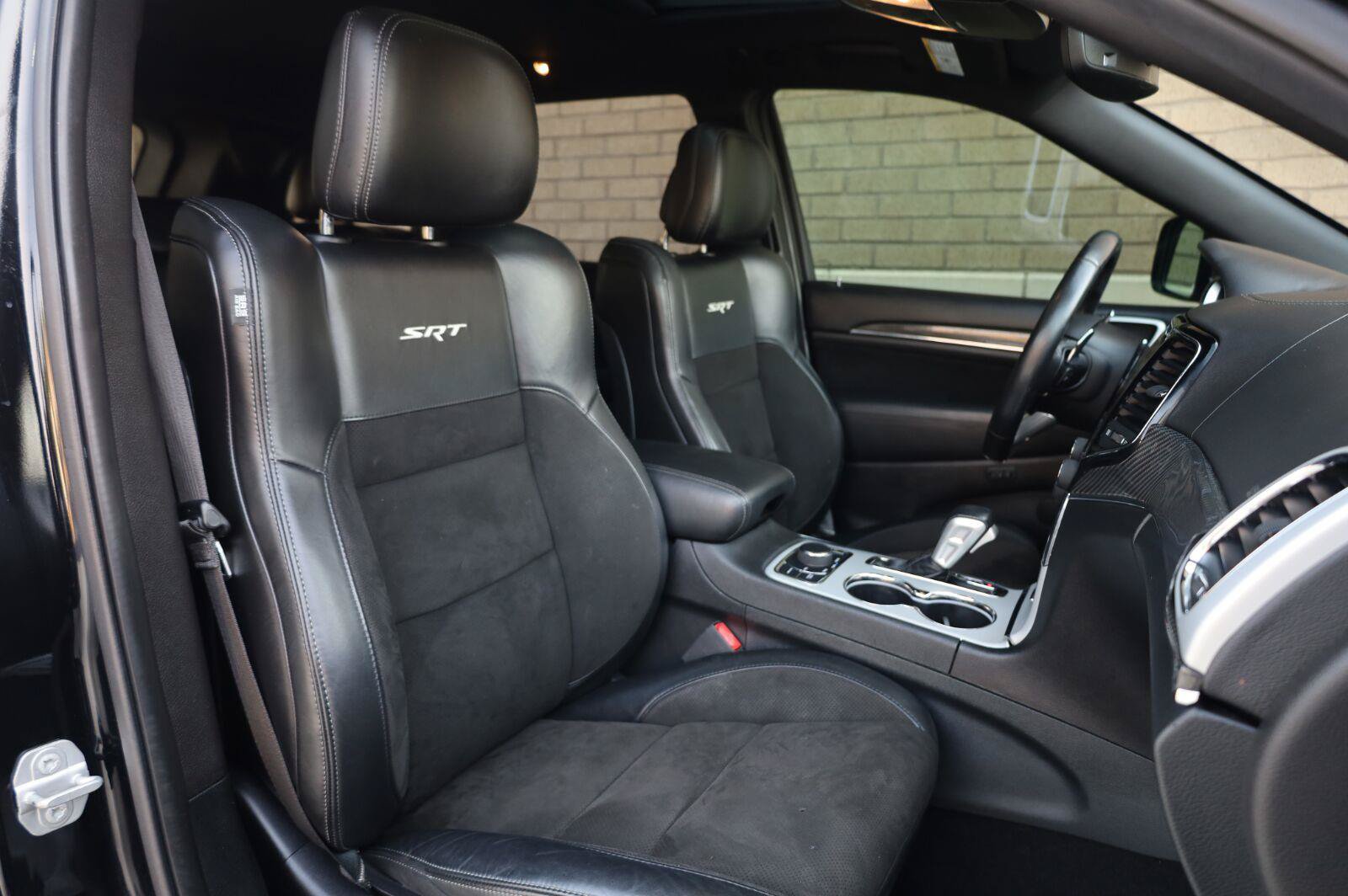 Used 2020 Jeep Grand Cherokee SRT AWD/4WD image 27