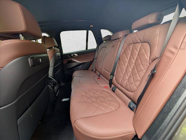 New 2026 BMW X5 xDrive50e w/ M Sport Package AWD/4WD image 17