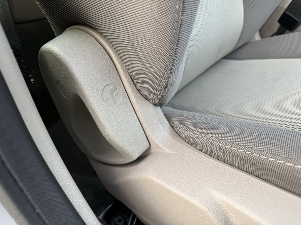 Used 2013 Ford Focus SE image 40