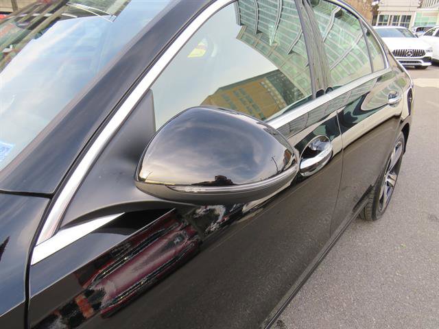 Used 2025 Mercedes-Benz C 300 4MATIC Sedan image 25