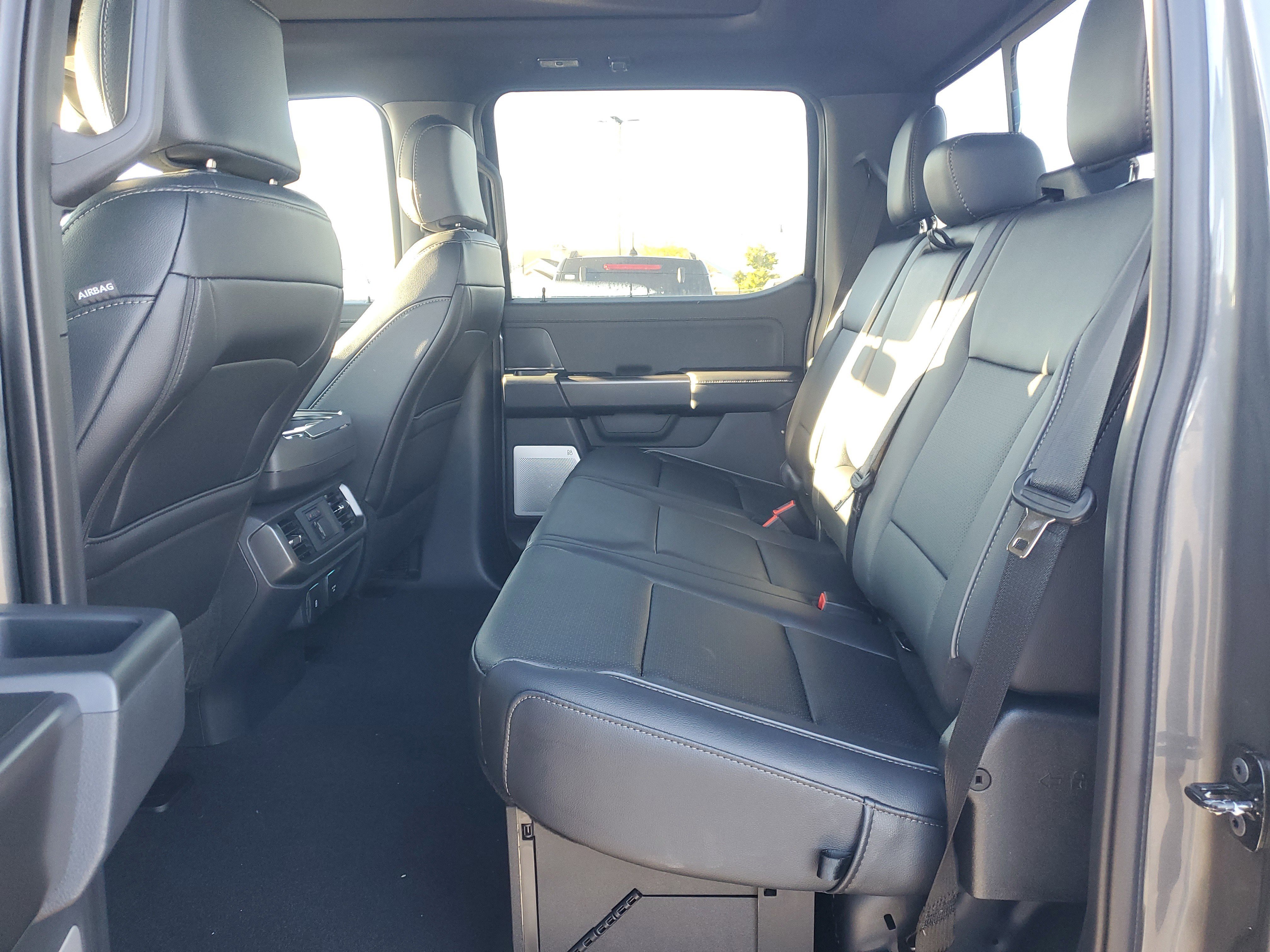 New 2025 Ford F150 Lariat w/ Equipment Group 502A High image 8