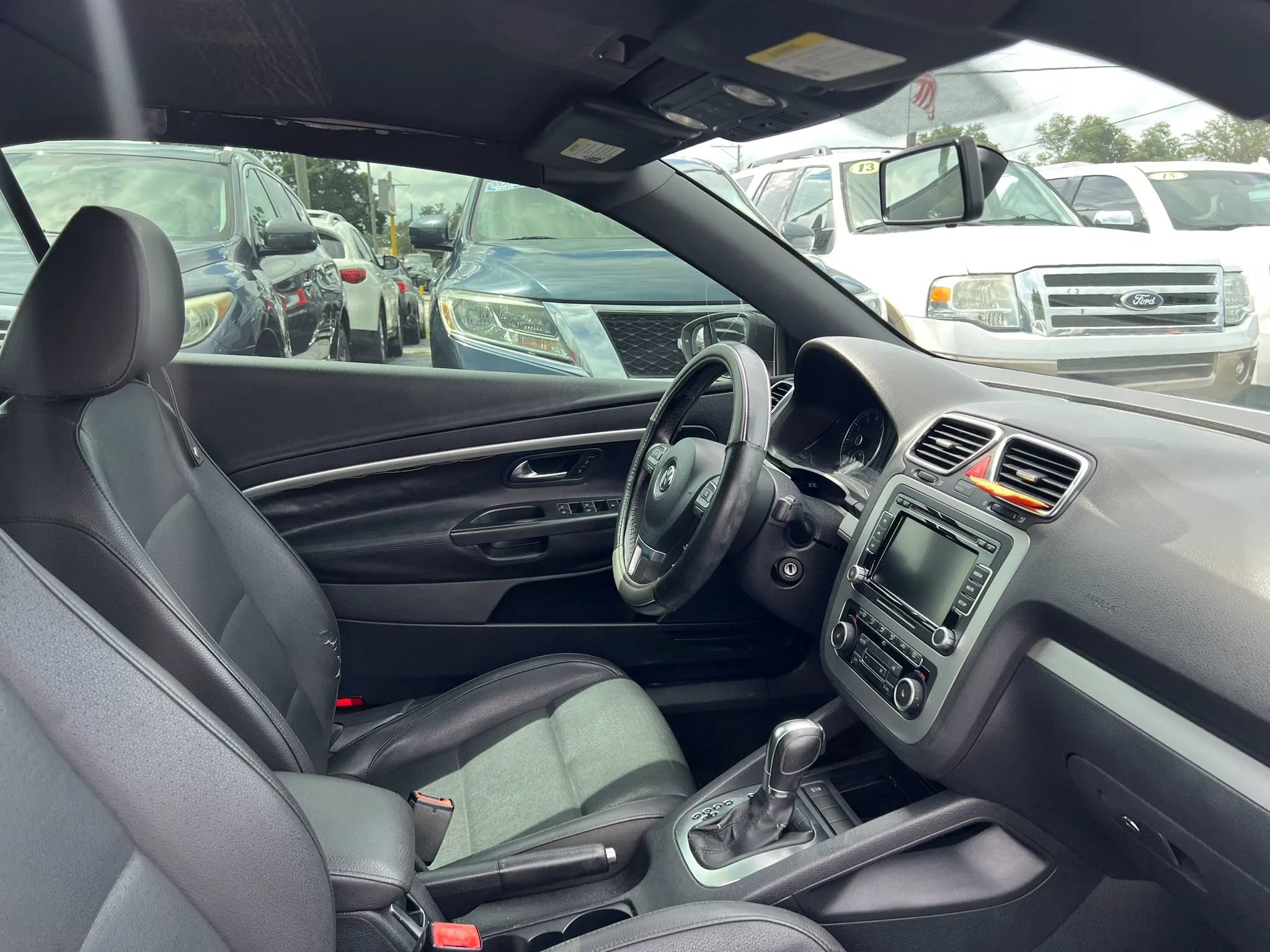 Used 2012 Volkswagen Eos Komfort FWD image 13