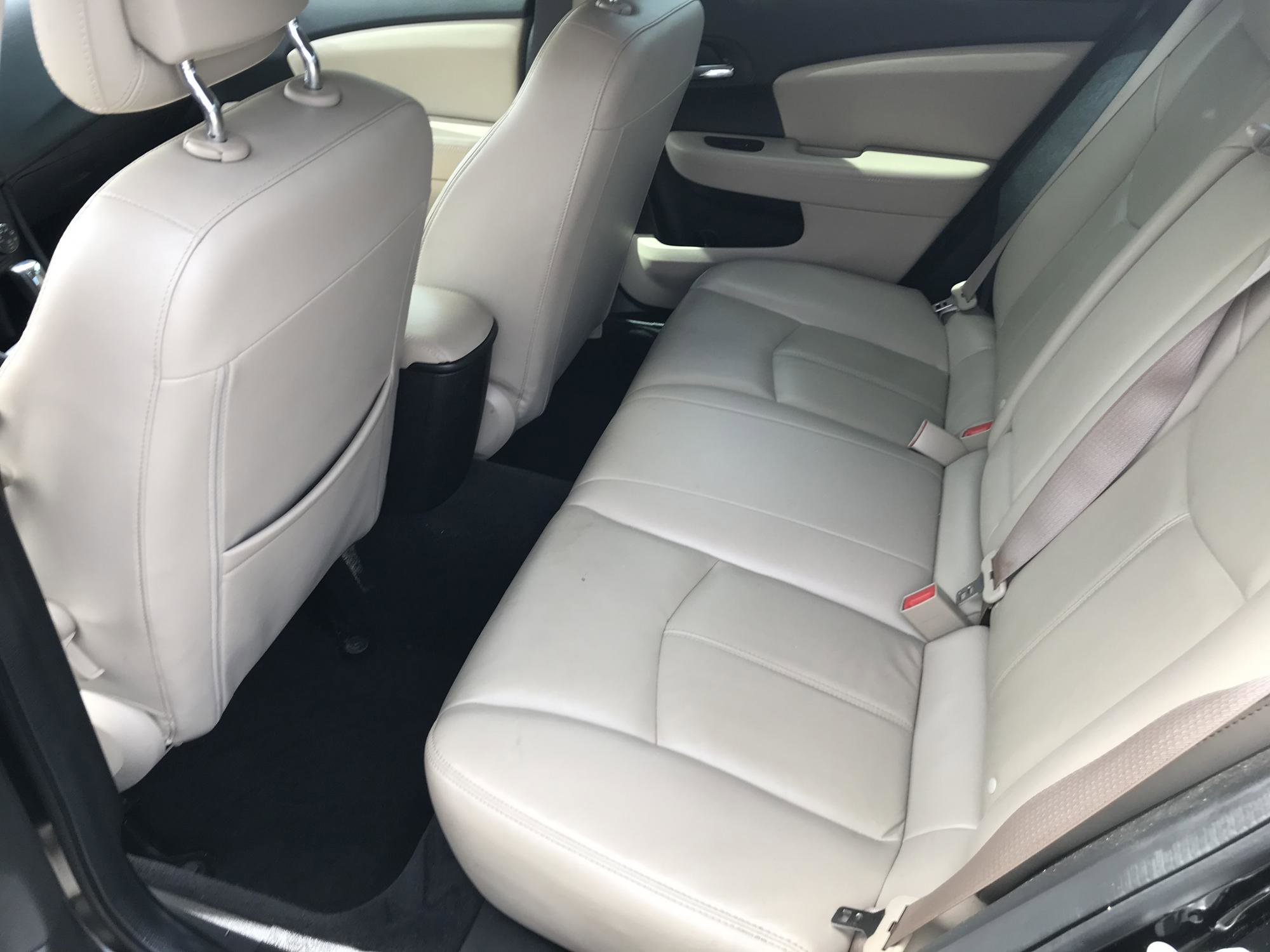 Used 2013 Dodge Avenger SXT w/ Rallye Appearance Group image 16