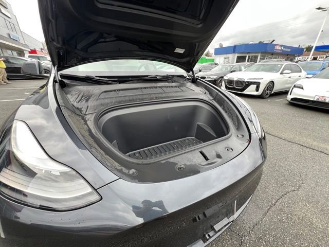 Used 2024 Tesla Model Y Long Range image 24