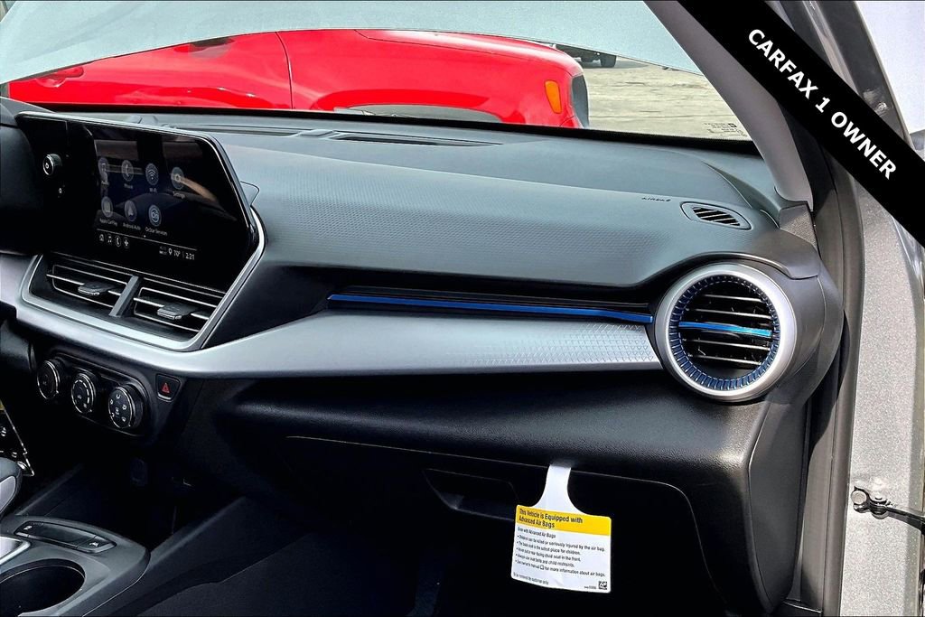 Used 2025 Chevrolet Trax LS image 25