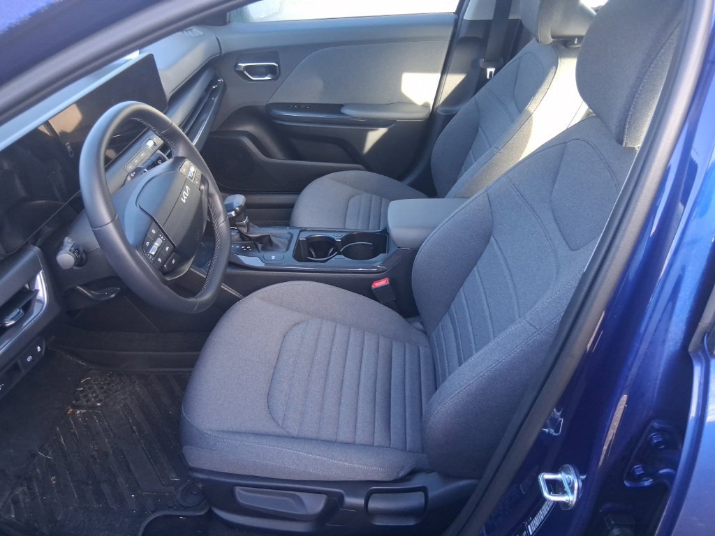 Certified 2025 Kia K4 EX FWD image 15