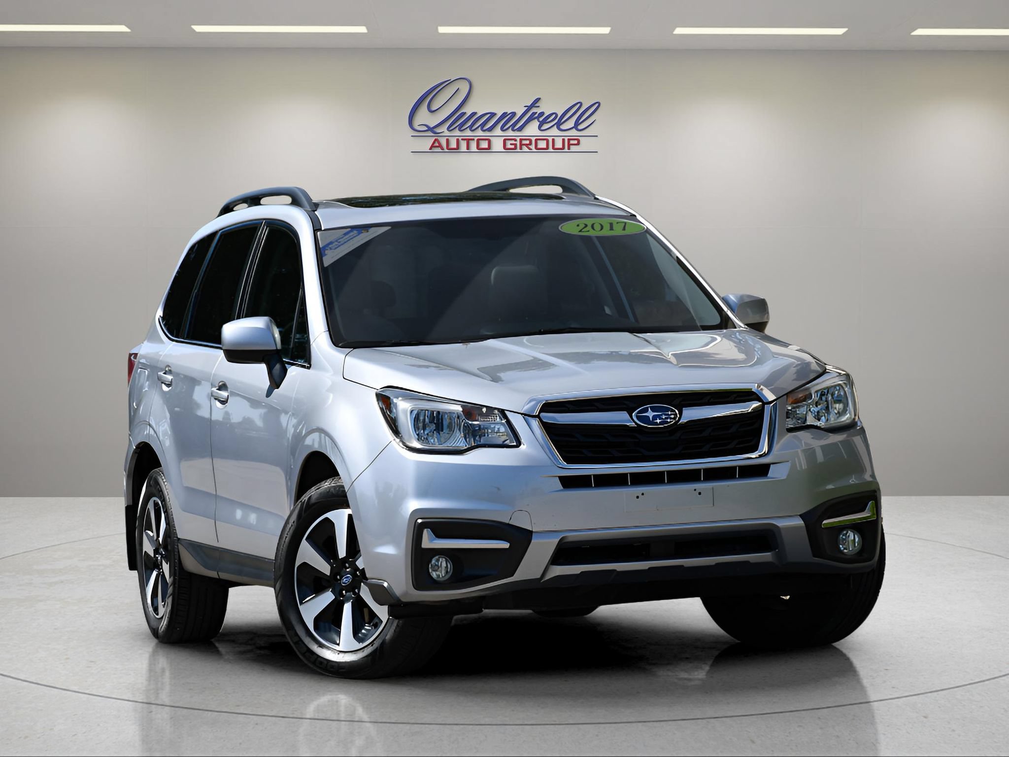 Used 2017 Subaru Forester 2.5i Limited AWD/4WD image 1