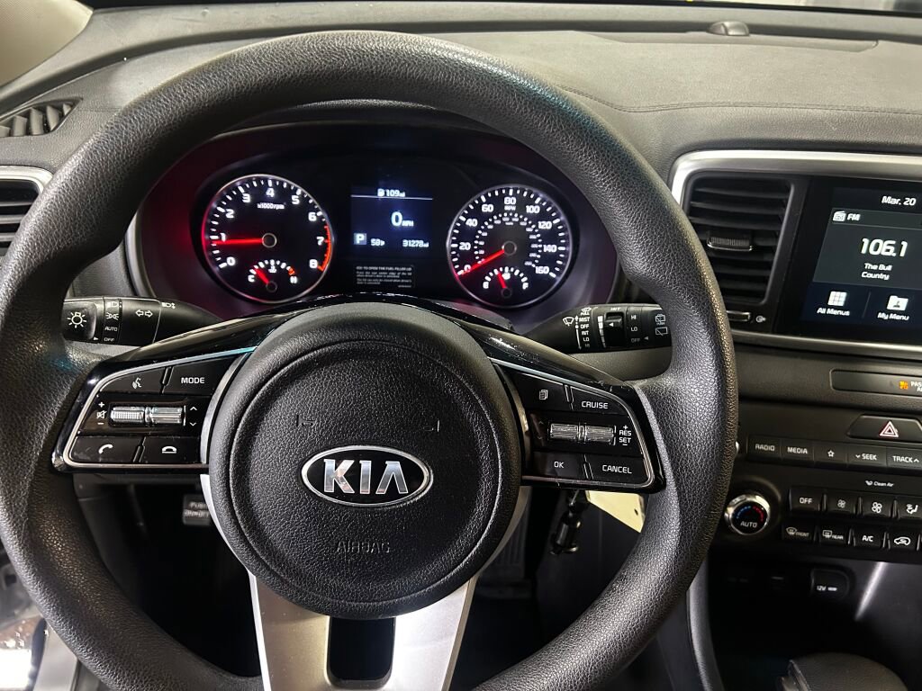 Used 2020 Kia Sportage LX w/ LX Popular Package image 9